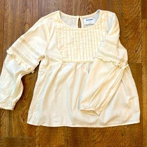 Old navy girl’s 10-12 L shirts